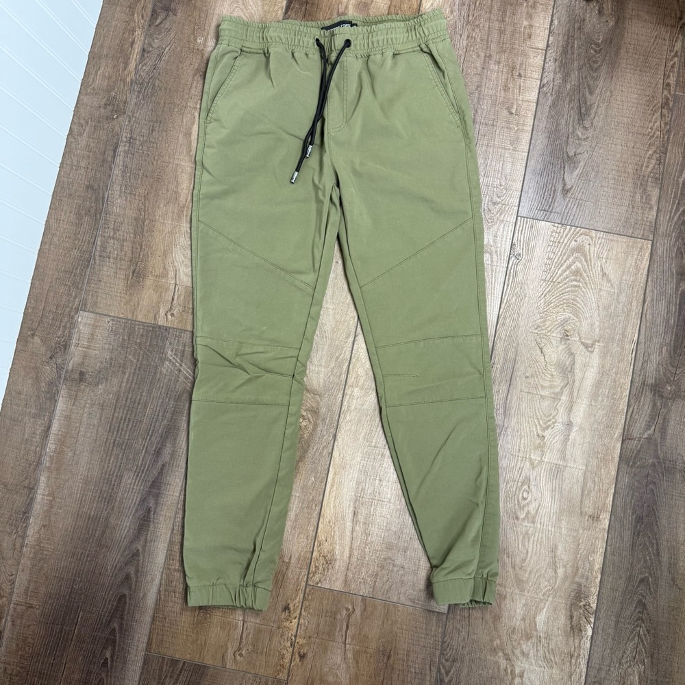 Sovereign State Men's Jegging Sweatpants Size Medium Green Elastic Waist Pockets